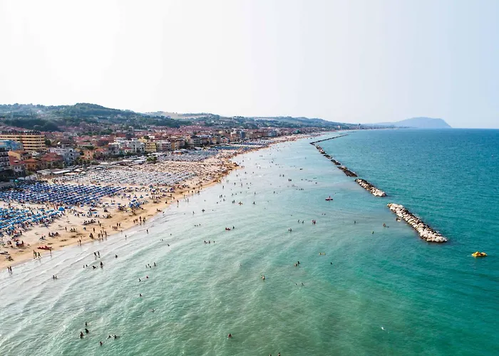 Nel Borgo Marinaro * Civitanova Marche